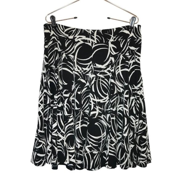 Lily Women's Pull-On Flared Print Skirt in Black / White - Size Medium - Picture 2 of 5